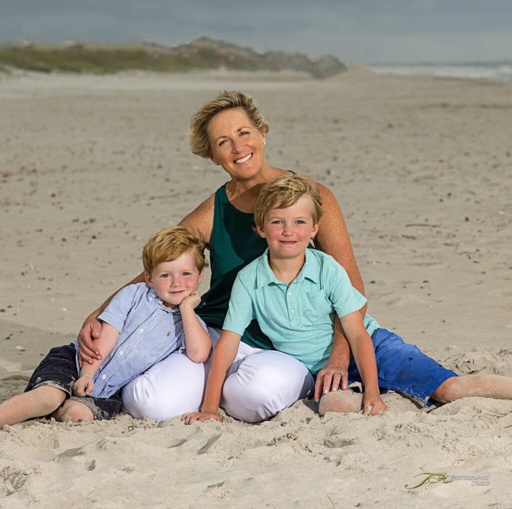 Grandmother-and-Her-Grandchildren-Phtographed-at-Topsail-Beach-By-TH-Photographic-Studio